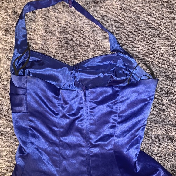Blue satin high low dress - Picture 3 of 4